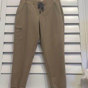 Figs Women’s Dark Taupe Zamora Jogger Pants with Drawstring